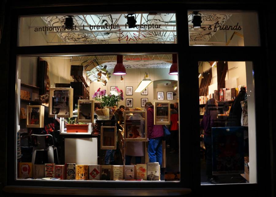 Carturesti &amp; Friends readers high tea