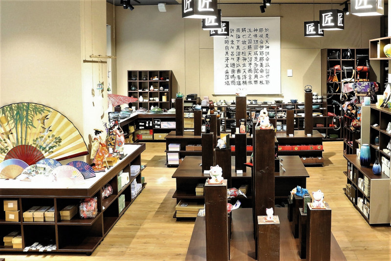 takumi humanitas readers high tea